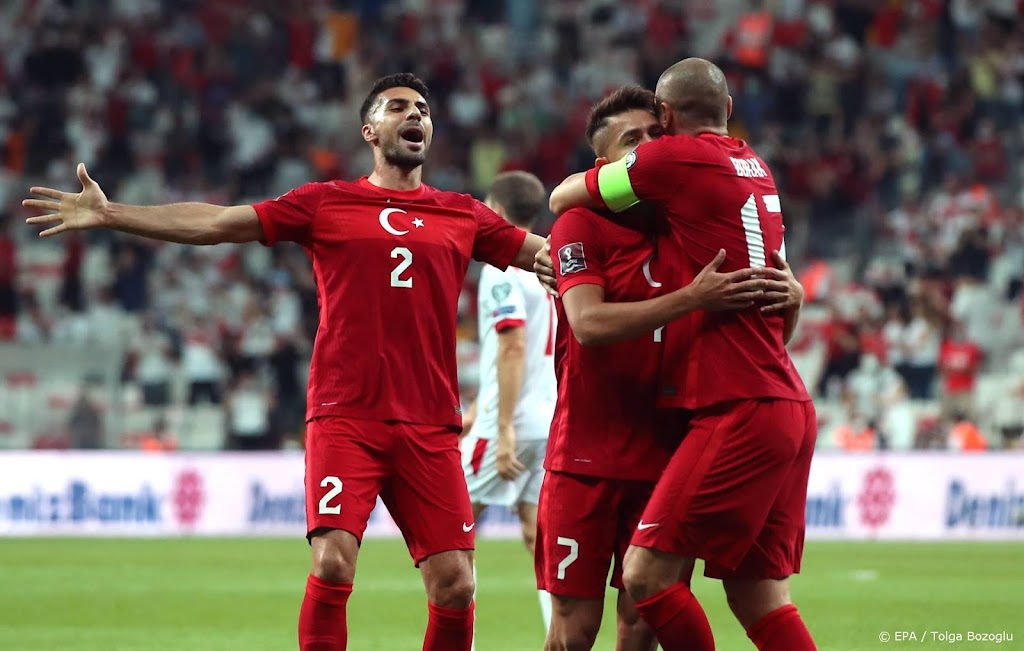 Turkije met bescheiden zege terug aan kop in WK-kwalificatie