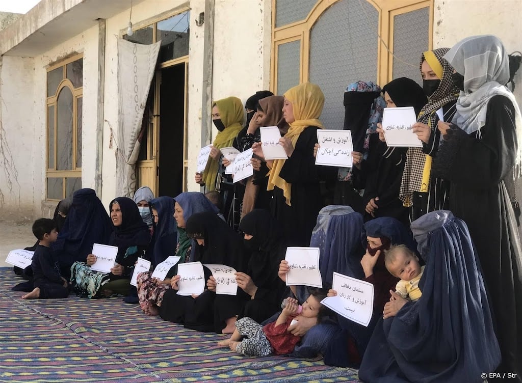 Frankrijk neemt door Taliban bedreigde Afghaanse vrouwen op