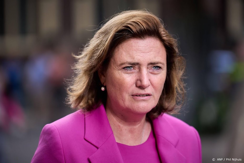 Minister Van Gennip bij TU Delft: politiek heeft techneuten nodig