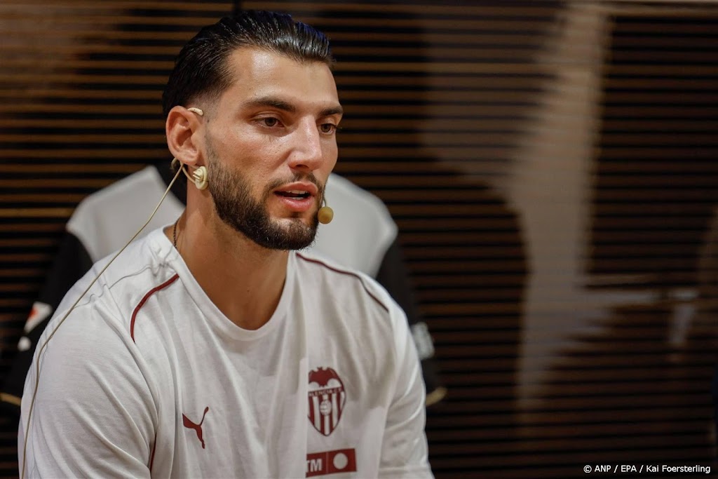 Spaanse voetballer Mir weer op vrije voeten na aangifte misbruik