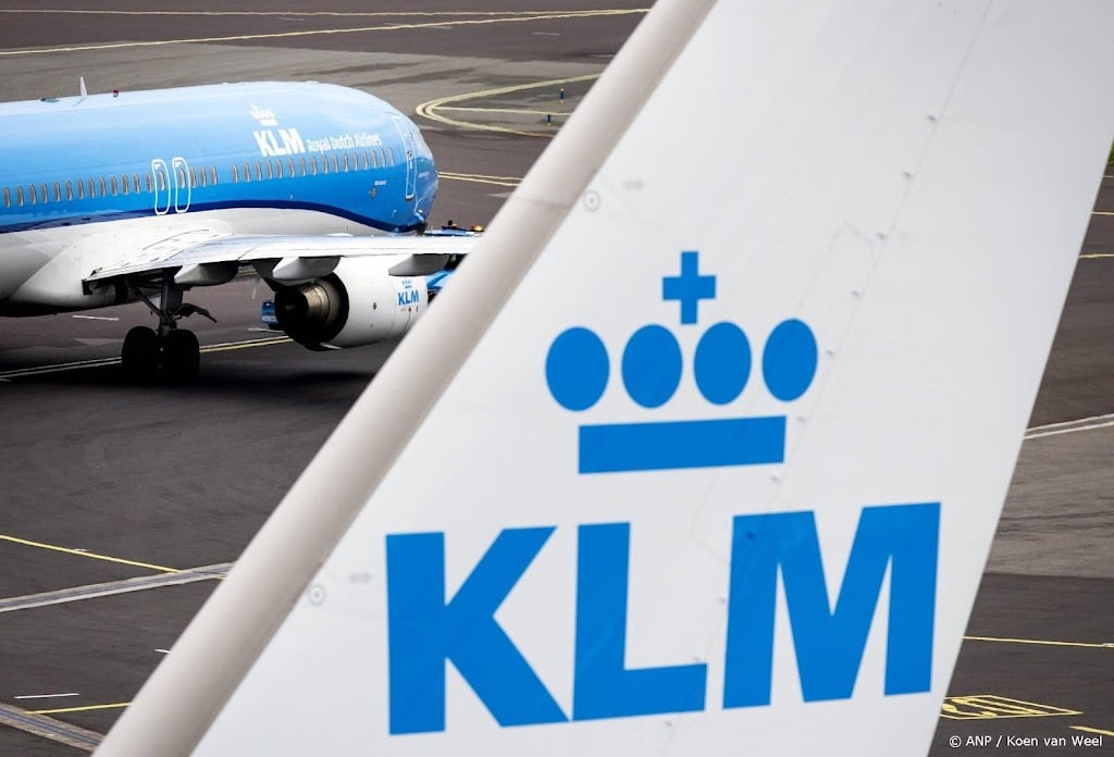 KLM akkoord met drie bonden over grond-cao, niet met CNV en FNV