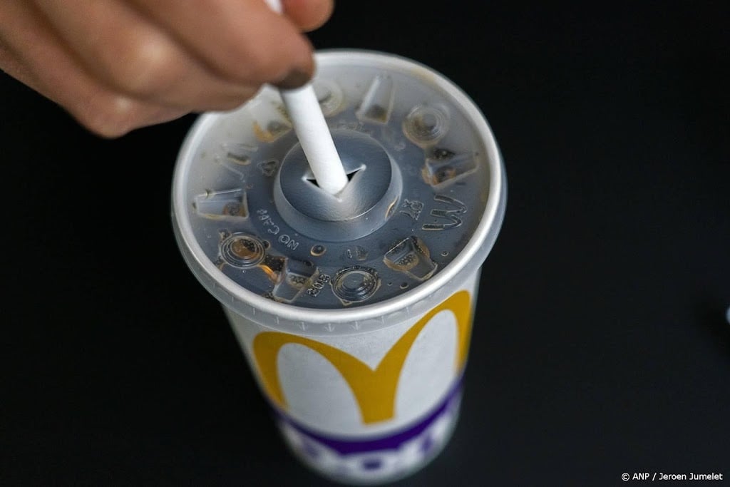McDonald's krijgt last onder dwangsom van ILT om wegwerpbekers