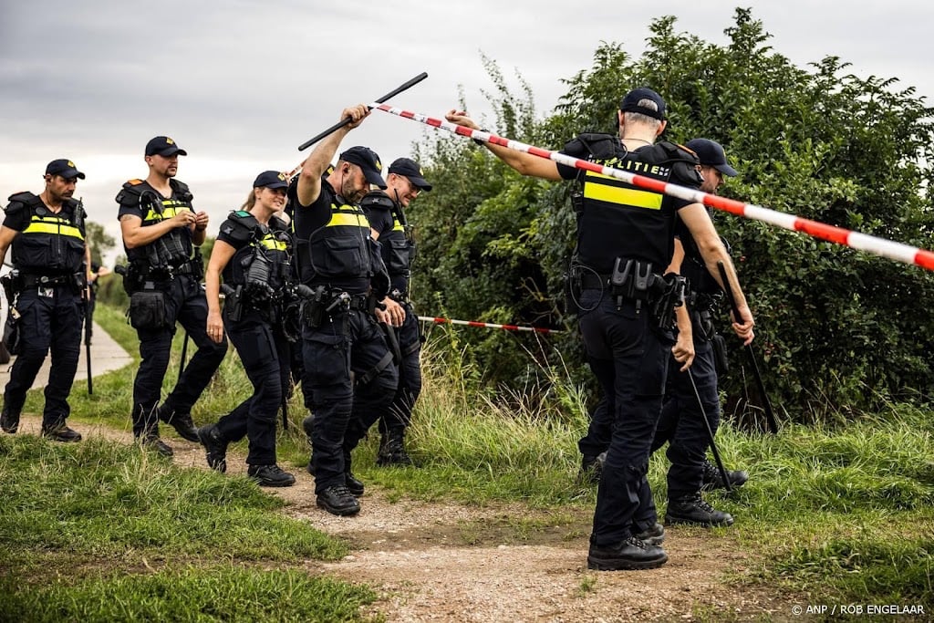 OM: 32 van de 34 verdachten van geweld in Overasselt voorgeleid
