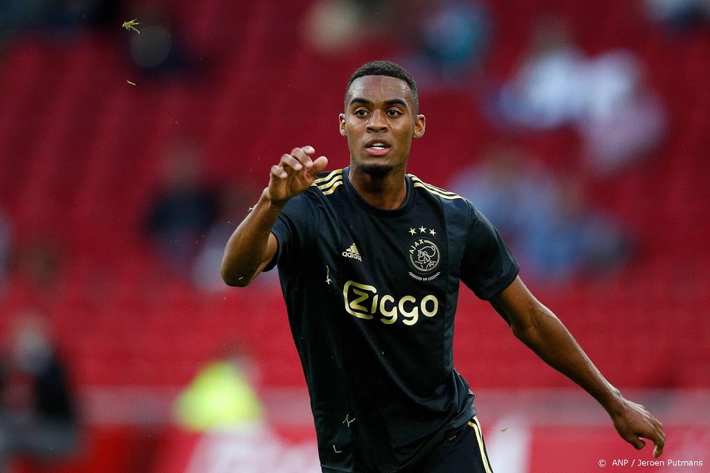 Ajax met Gravenberch en Timber tegen FC Groningen