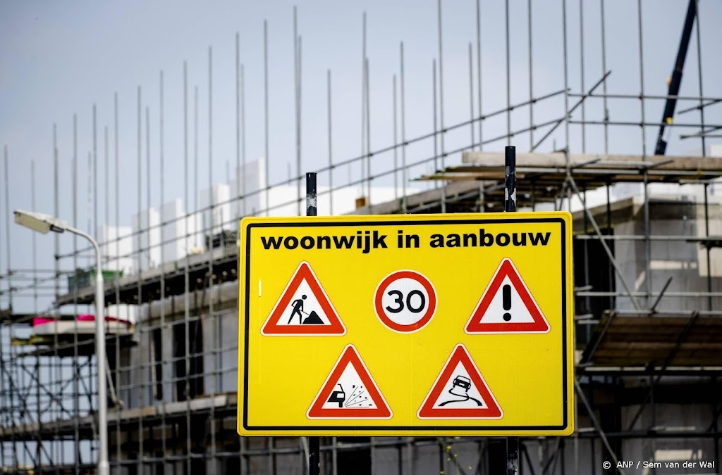 EIB: bouw meer eengezinswoningen rondom steden