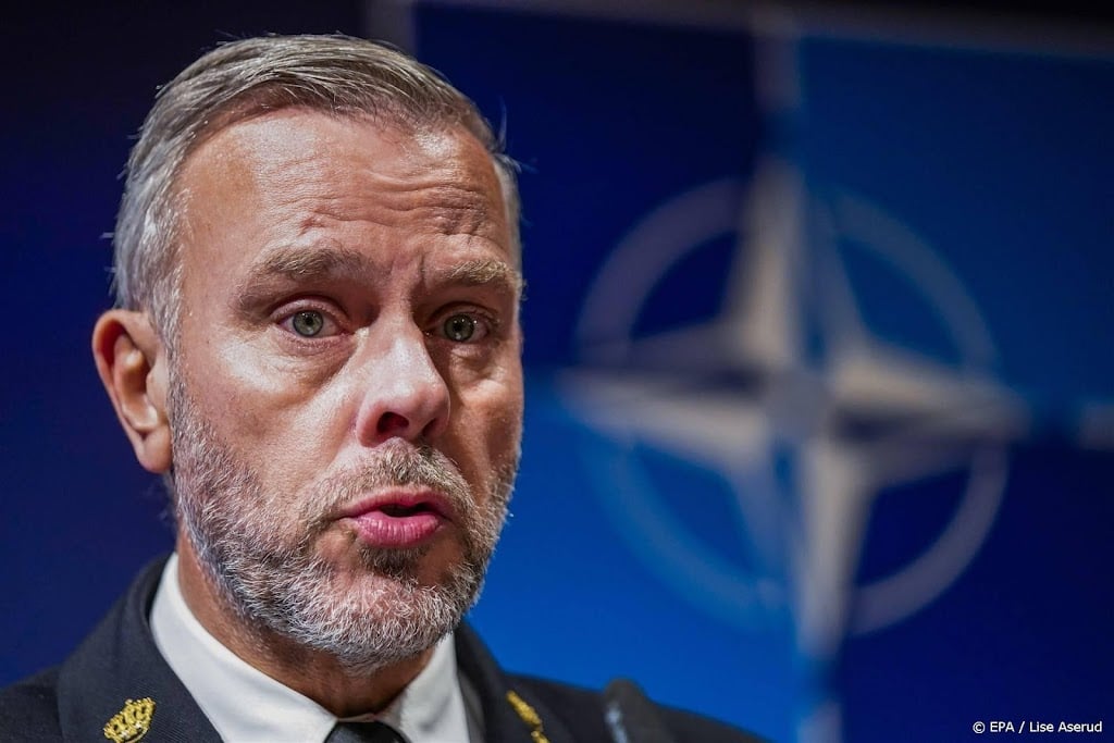 NAVO's wapen- en munitievoorraad raakt op, meldt topman Bauer