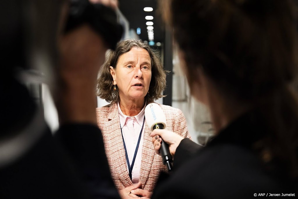 Minister Faber komt 'binnen afzienbare tijd' met asielnoodwet