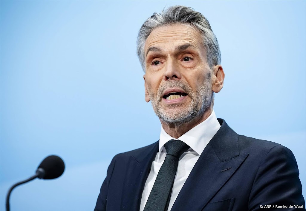 Schoof spreekt coalitieleiders later gezamenlijk over asielaanpak