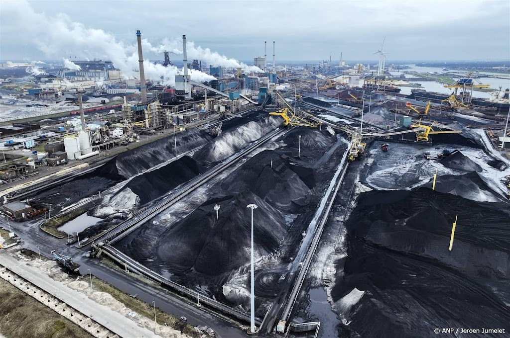 Tata: externe partijen mogen uitstoot fabriek Velsen komen meten