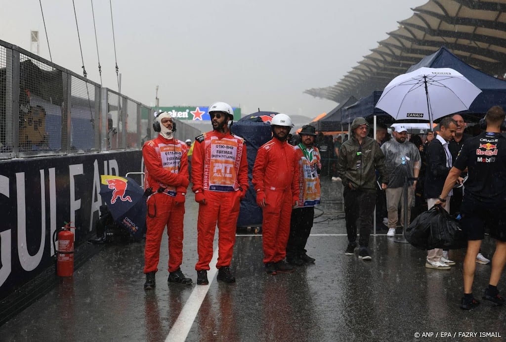 Nieuw oponthoud Formule 1-race Maleisië door stilvallende auto's