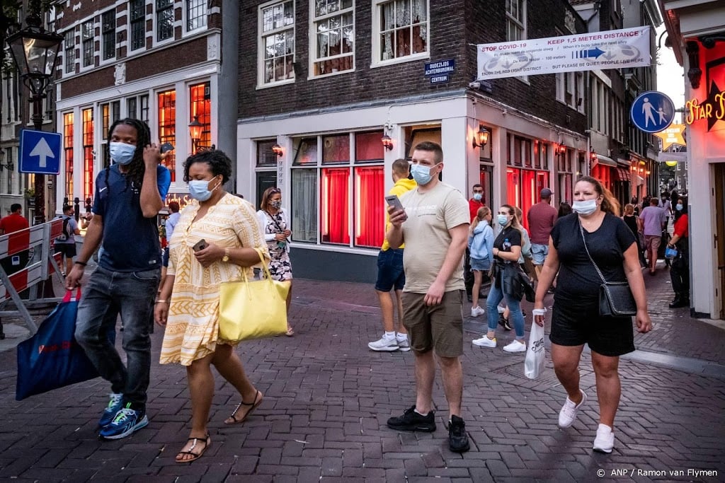 Amsterdam: ook prostitutieramen moeten sluiten