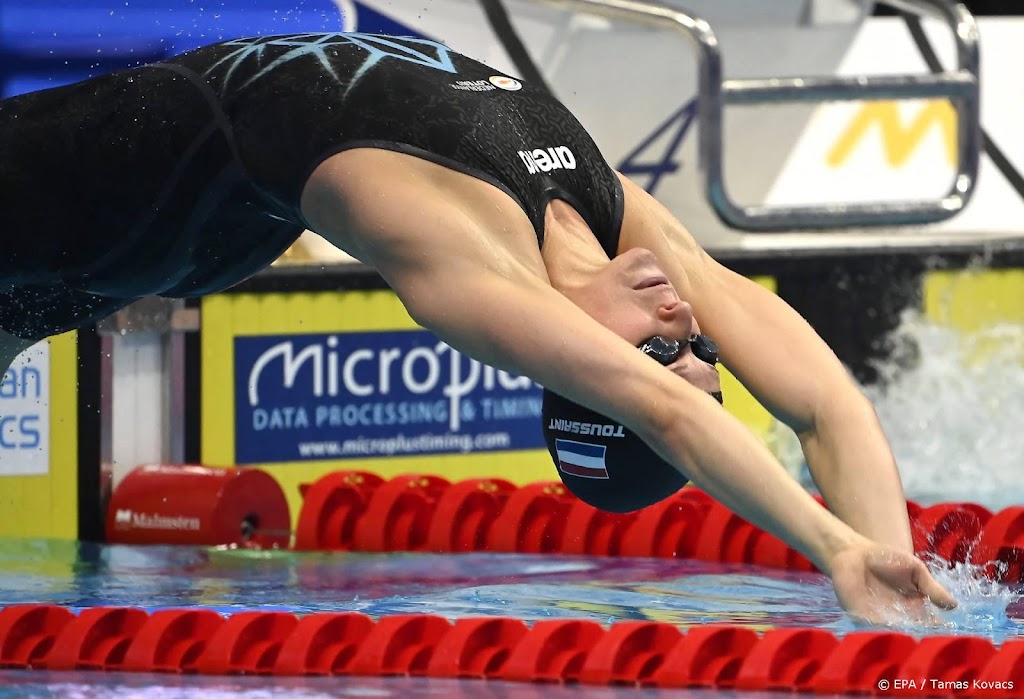 Geen podiumplaats voor zwemsters 4x50 wisselslag 