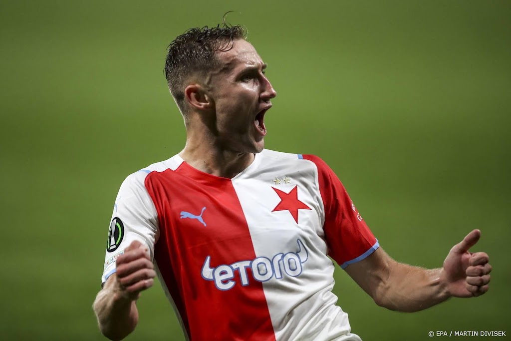 Slavia Praag wint van Maccabi Haifa en blijft in spoor Feyenoord	