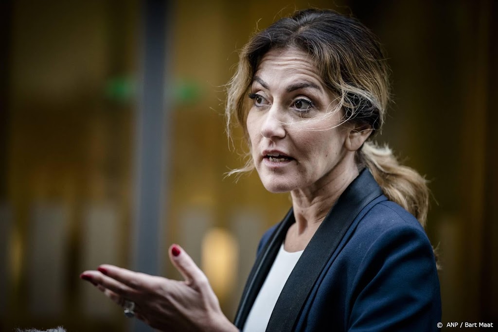 Yeşilgöz steunt op voorhand weren van complotdenker Icke 