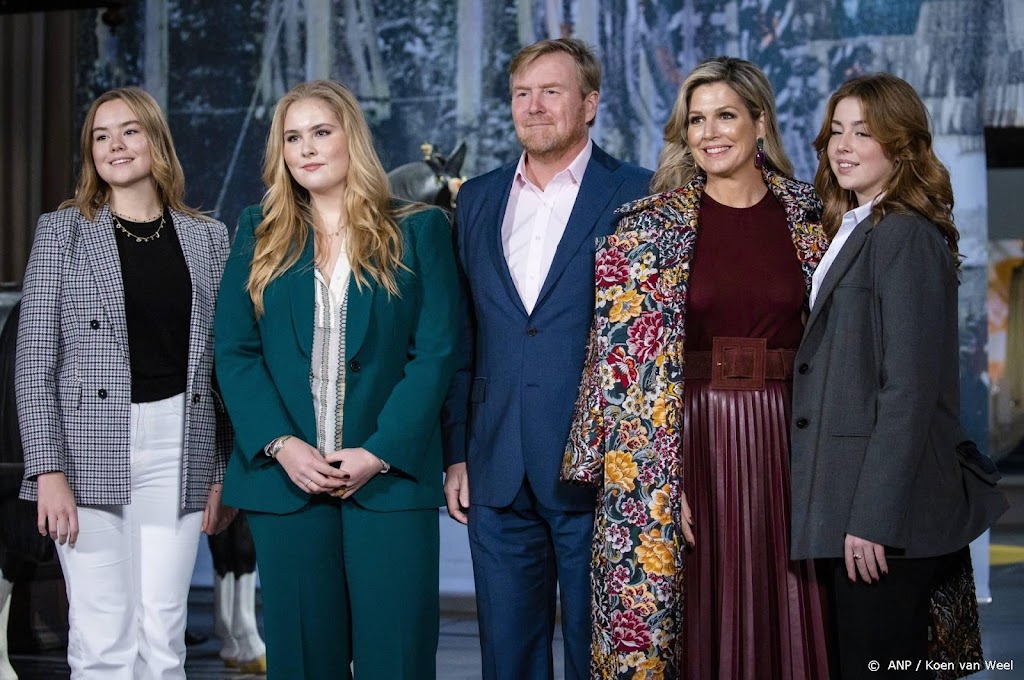 Prinses Amalia weer in openbaar sinds bekendmaking dreiging