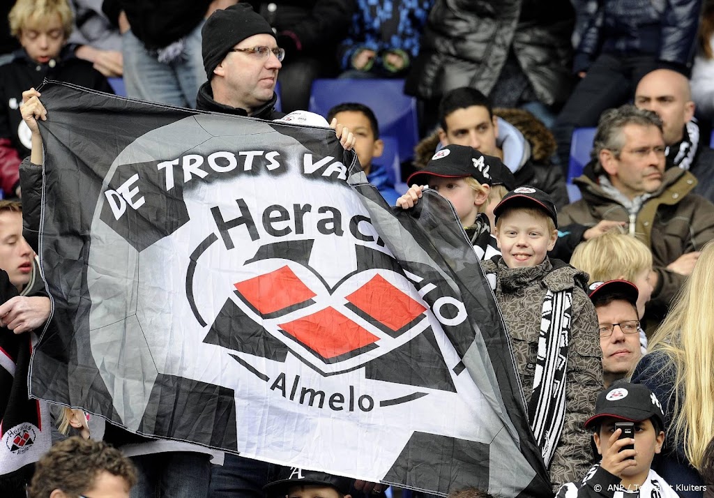 Heracles behoudt ternauwernood koppositie na winst op Willem II