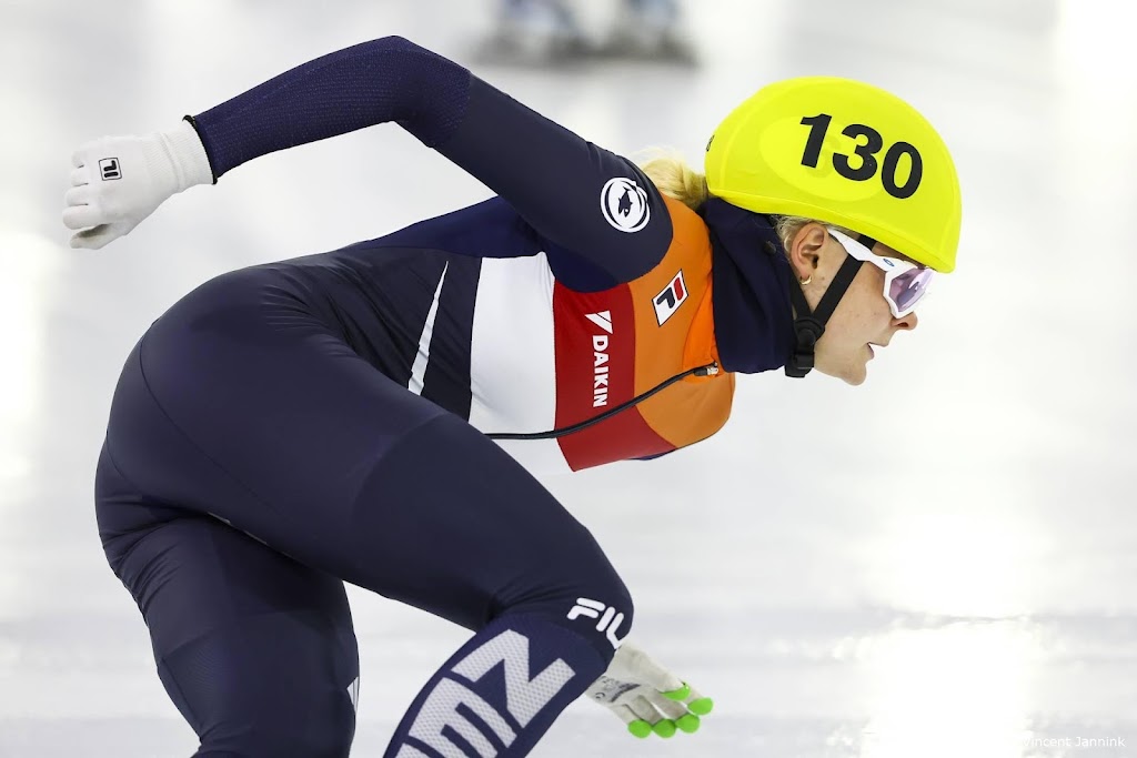 Shorttracksters Velzeboer en Schulting verbeteren wereldrecords