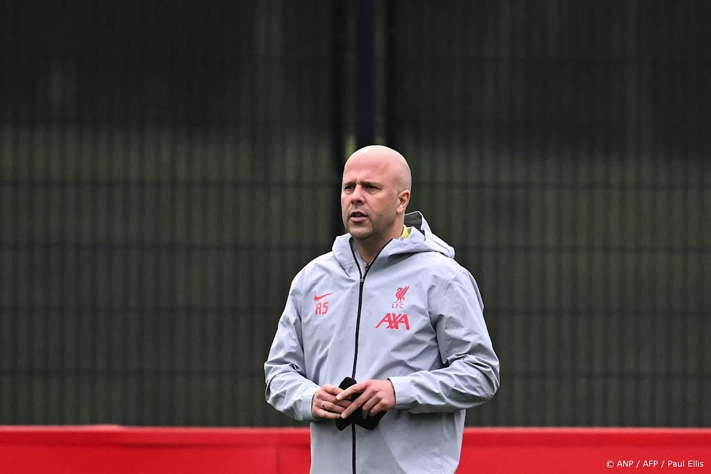 Slot prijst Leverkusen-trainer Alonso bij terugkeer op Anfield