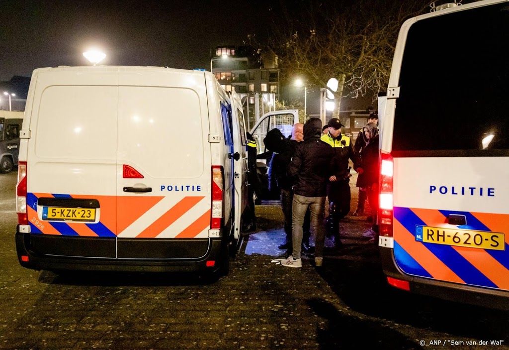Aanhoudingen bij rellen in Den Haag