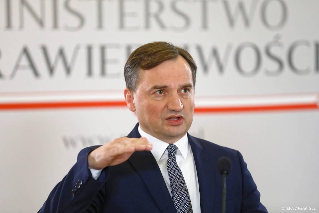 'Poolse regeringspartij wil strafprocedure tegen Nederland'