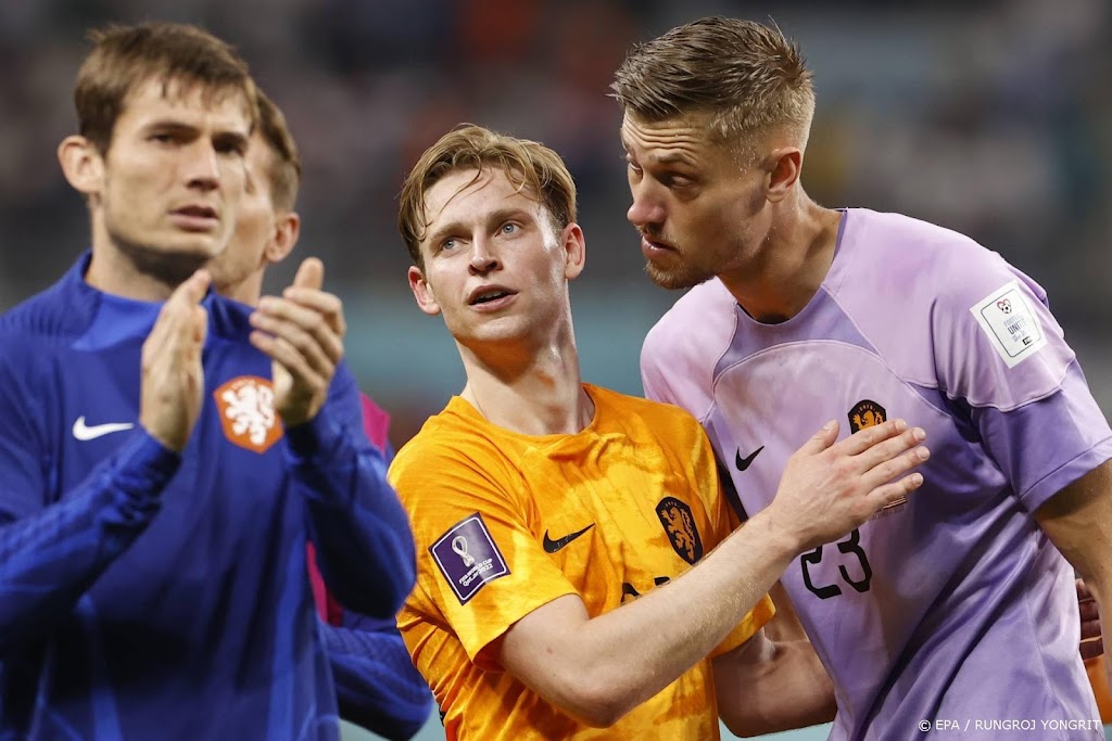 De Jong en Aké ontbreken bij gele kaart in eventuele halve finale