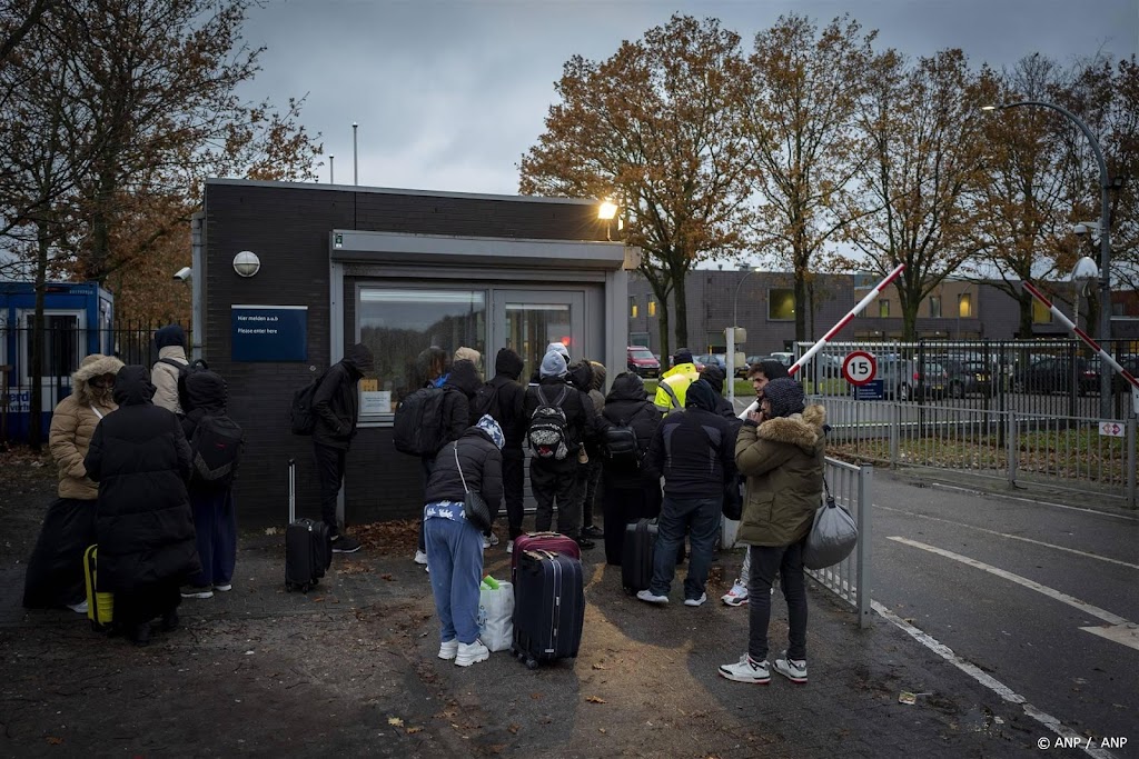 Wekelijkse instroom asielzoekers opnieuw hoger dan vorig jaar