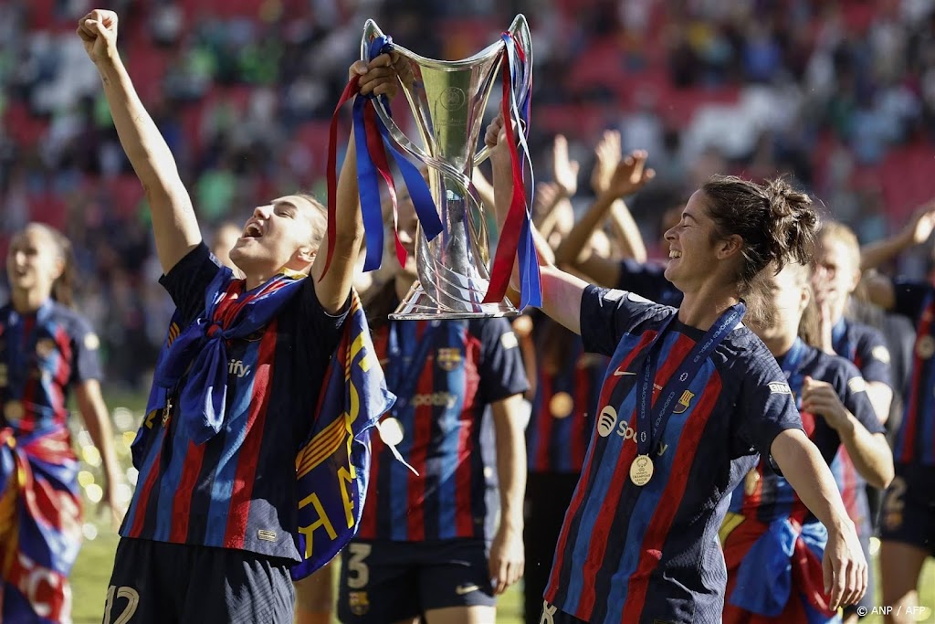 UEFA hervormt Champions League vrouwen en voert nieuw toernooi in