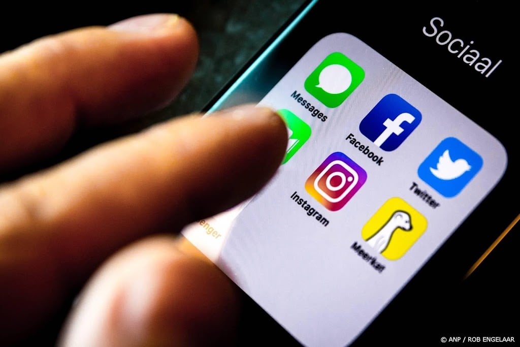 Meer Nederlanders wantrouwen online-informatie