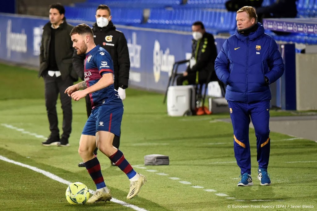 Barcelona traint gewoon en Koeman geeft daarna persconferentie 