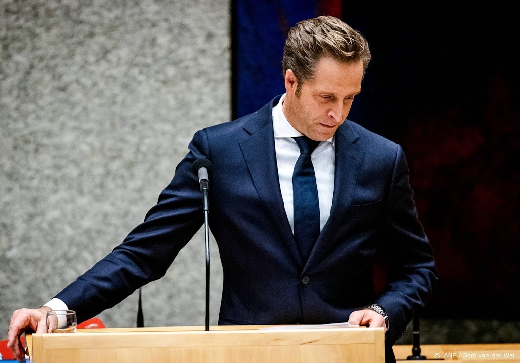Snellere vaccinatie kwetsbare ouderen lastig, zegt De Jonge