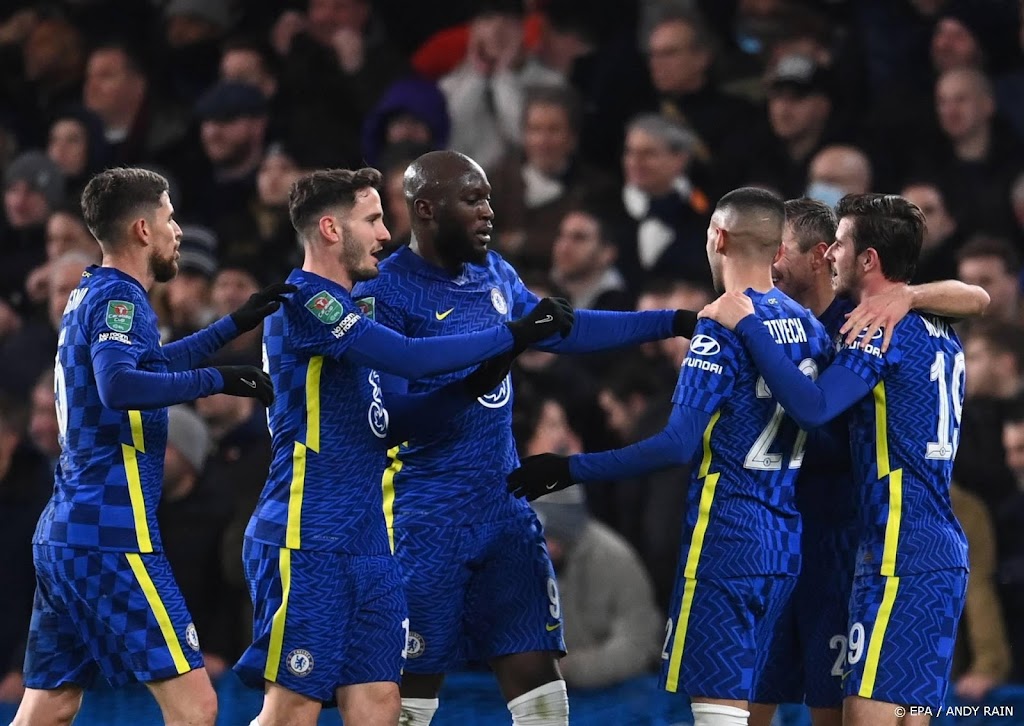 Chelsea zet Tottenham Hotspur op achterstand