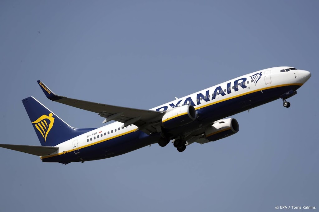Hogere prijzen en kerstvluchten helpen Ryanair aan meer winst