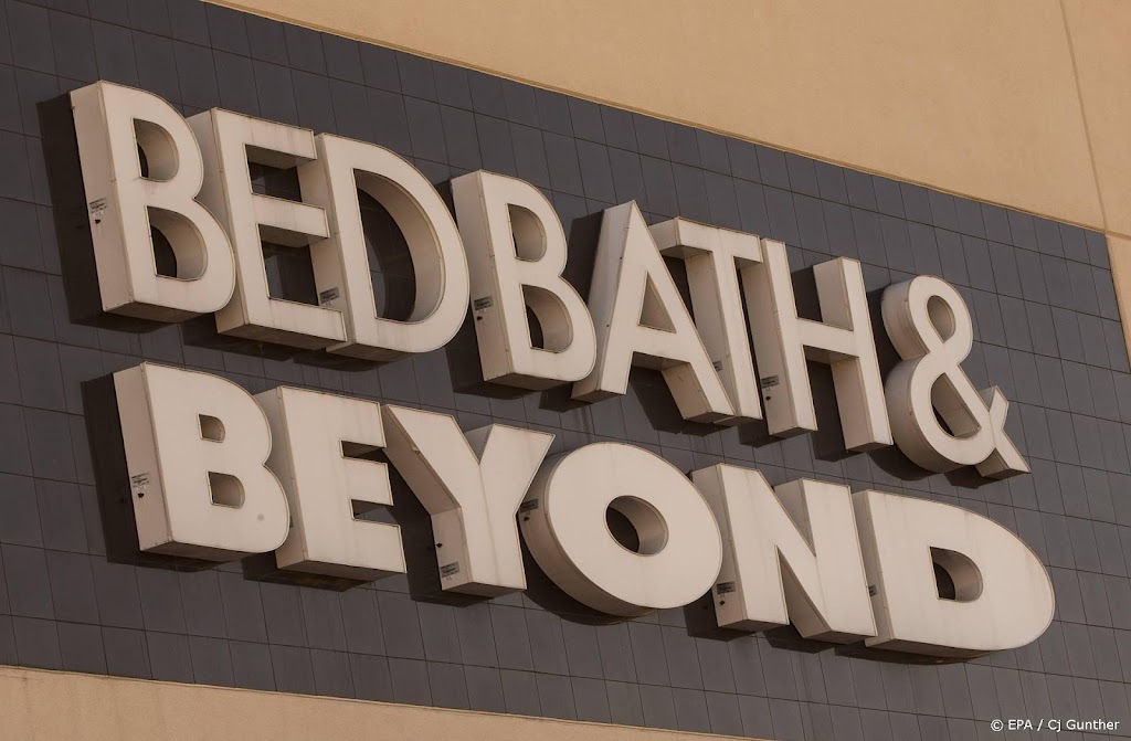 Koers Bed Bath & Beyond keldert door waarschuwing bankroet
