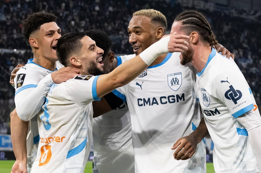 Marseille verstevigt tweede plaats met ruime zege op Le Havre