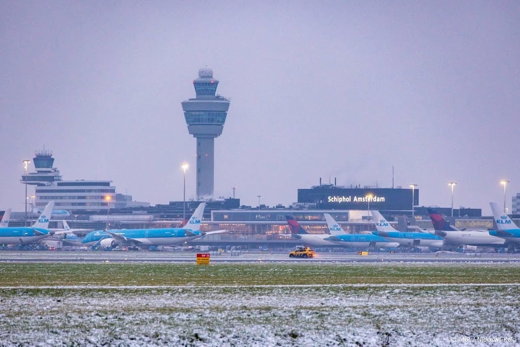 Aantal annuleringen Schiphol al rond 450 en aantal loopt nog op
