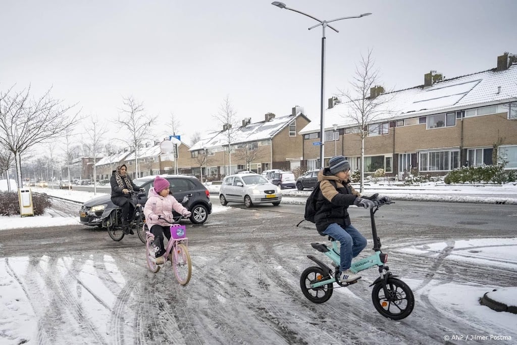 Meerdere scholen dicht door winterweer