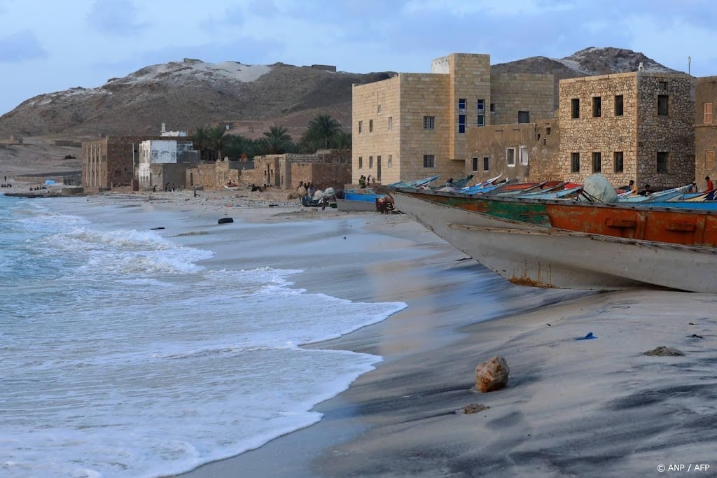 Honderden toeristen vast op Jemenitisch eiland