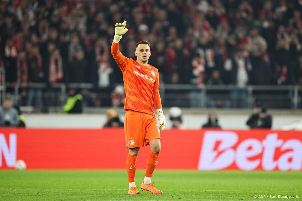 Wellenreuther neemt bij Feyenoord aanvoerdersband over van Steijn