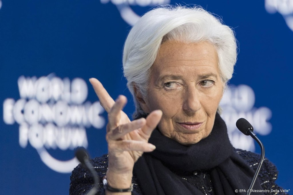 ECB-baas Lagarde houdt nieuw coronavirus in de gaten
