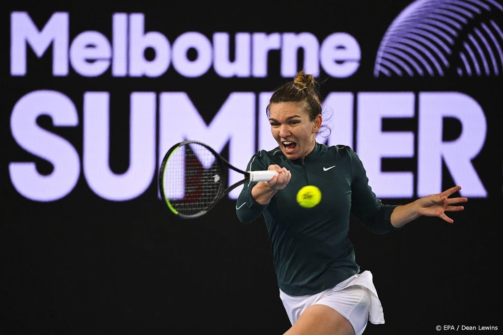 Tennisster Halep hard onderuit in aanloop naar Australian Open