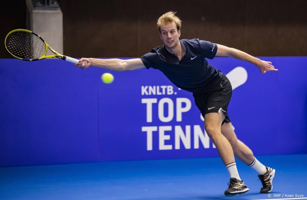 Van de Zandschulp laat matchpoints liggen tegen Chatsjanov