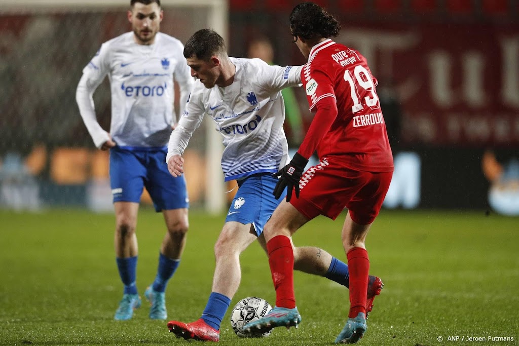 FC Twente loopt in Eredivisie verder uit op Vitesse