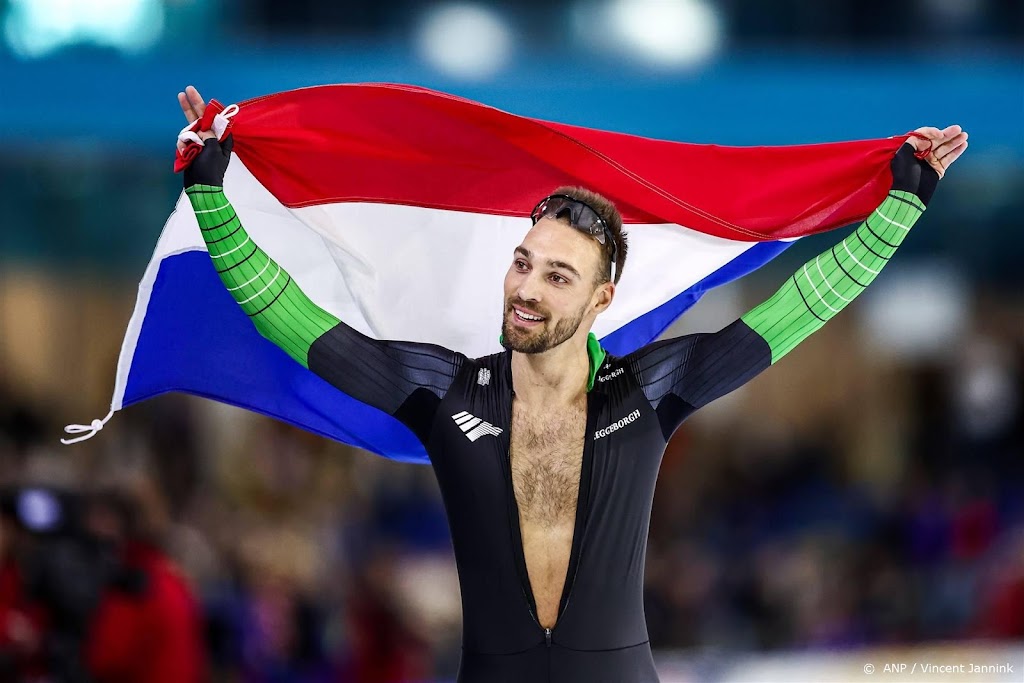 Schaatser Nuis wint op NK 1000 meter voor Otterspeer en Krol 