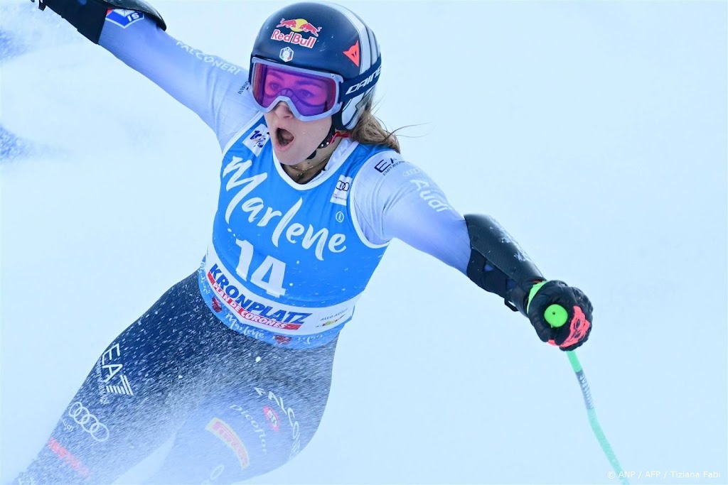 Zware crash Italiaanse topskiester Goggia in training