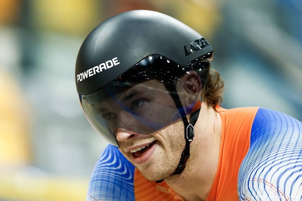 Zilver Lavreysen op keirin, eindigt EK baanwielrennen zonder goud