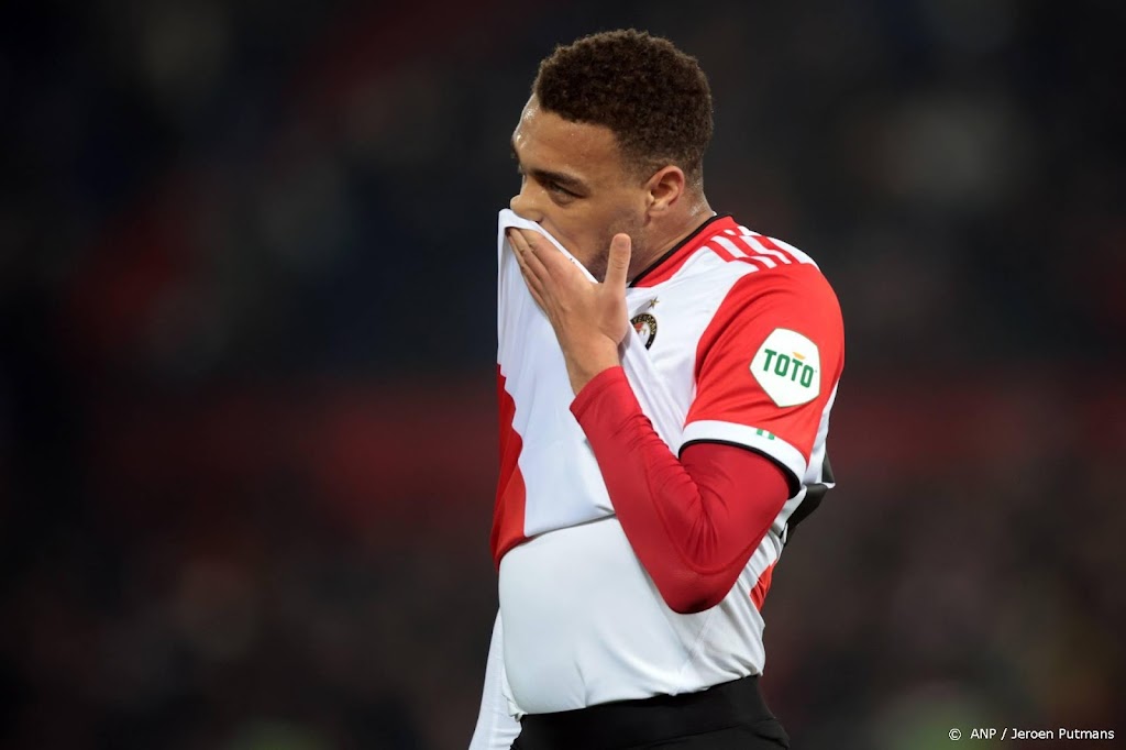 Feyenoord voelt na nieuw puntenverlies druk van AZ toenemen