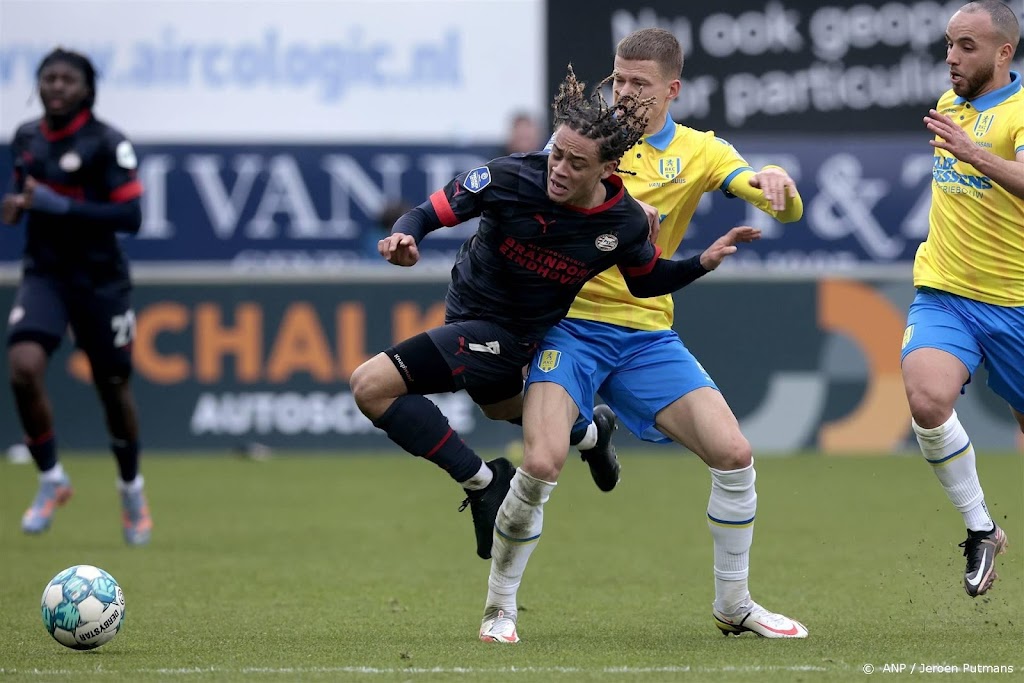 PSV boekt in Eredivisie kleine zege bij RKC (0-1) 