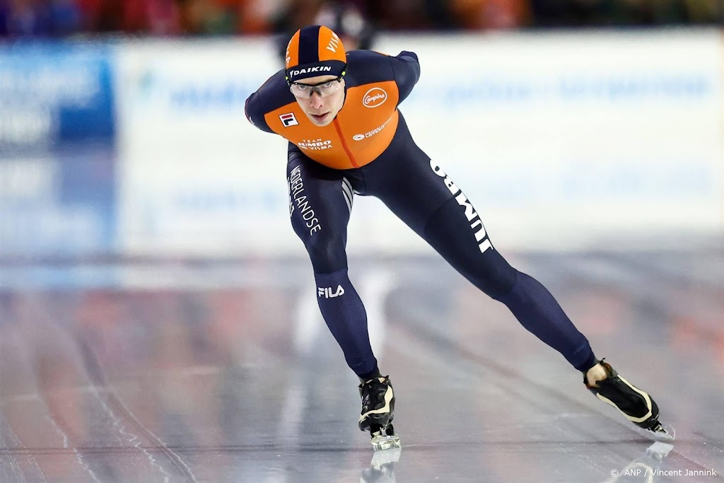 Schaatser Bergsma pakt achter Ghiotto zilver op 10 kilometer