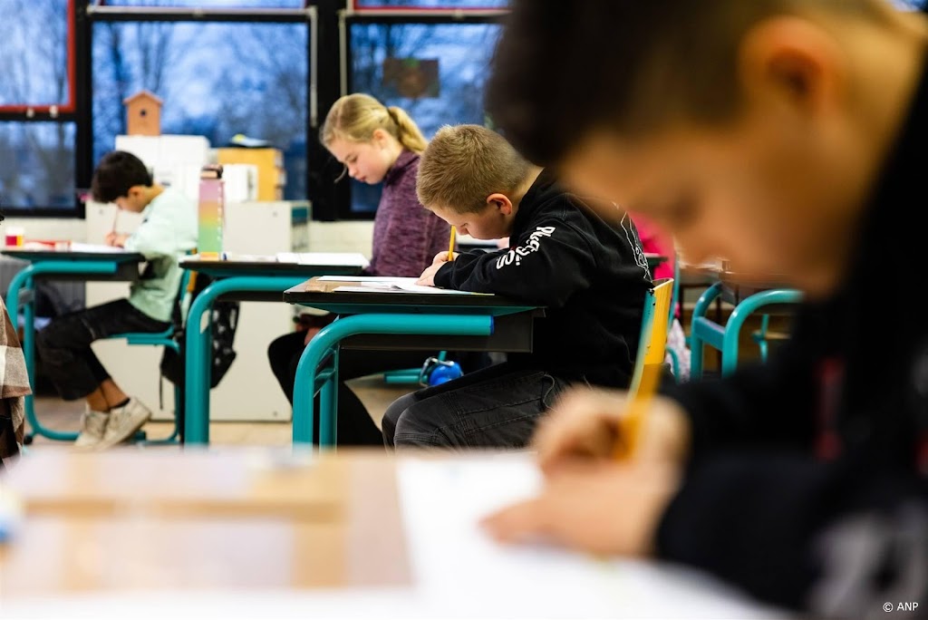 'Weigerscholen' doen toch doorstroomtoets, praten met ministerie