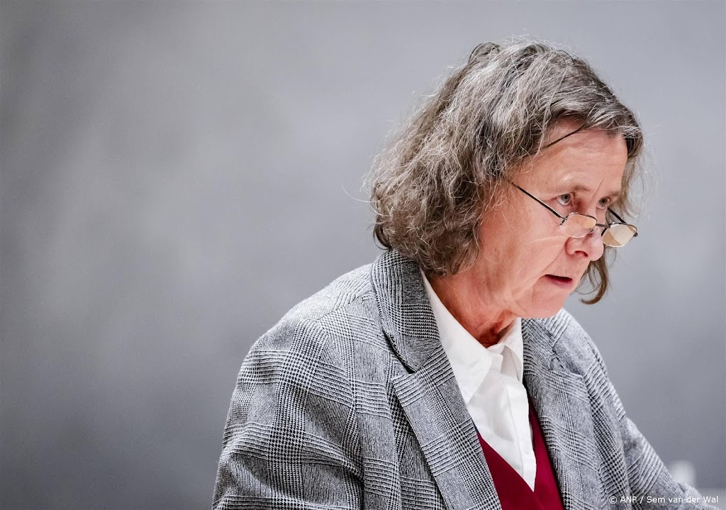 Faber wil concreet plan voor EU-terugkeercentra asielzoekers